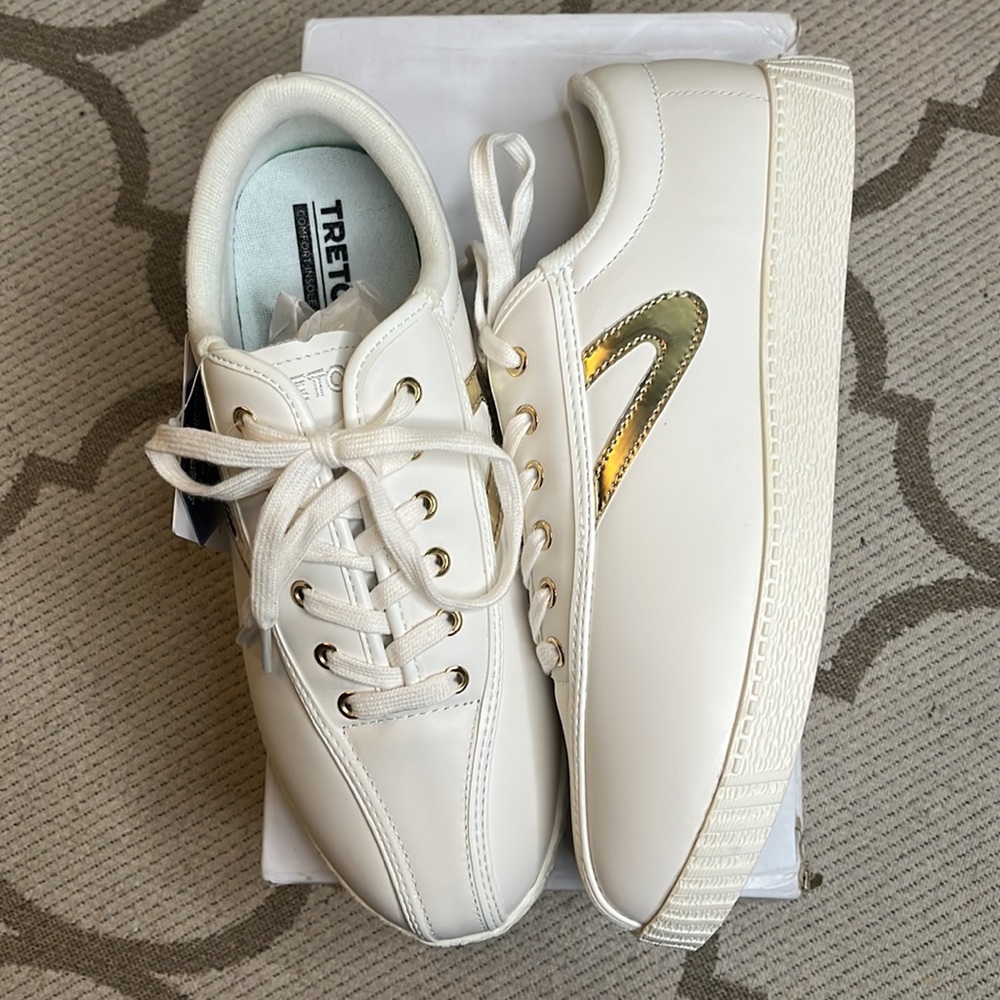 Tretorn Leather Women's White Tennis Shoes